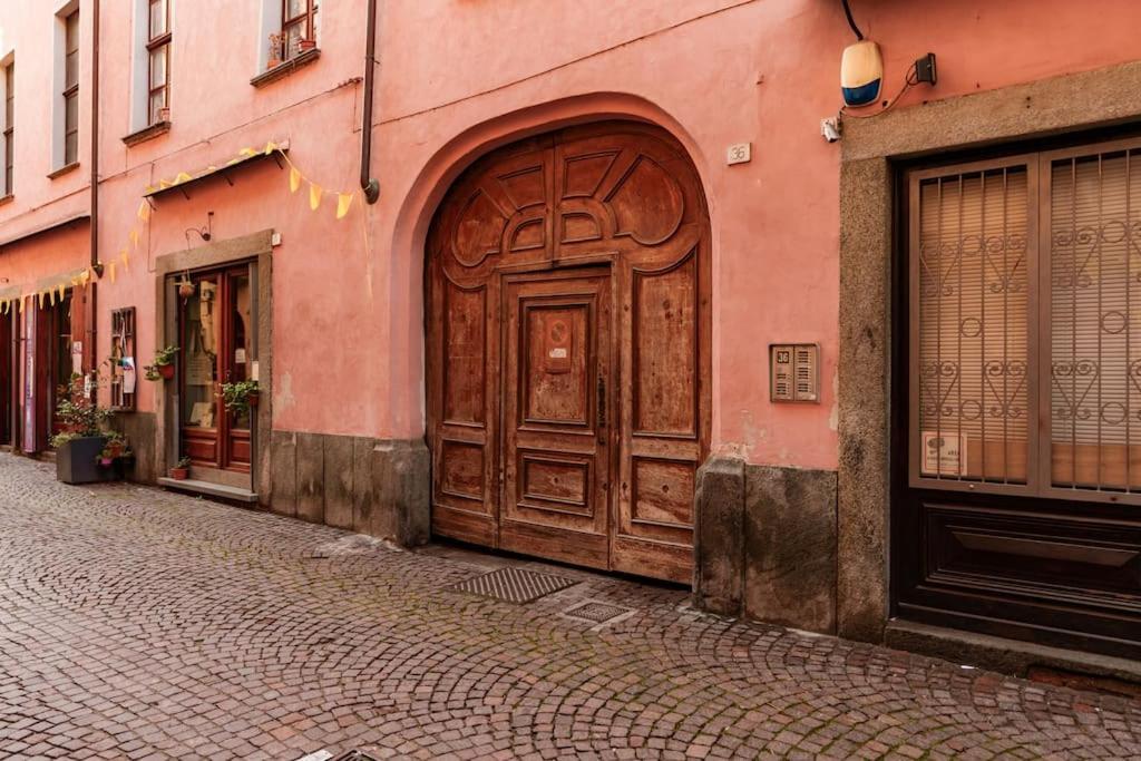 Appartamento I Tetti Rossi - City Center Pinerolo Buitenkant foto